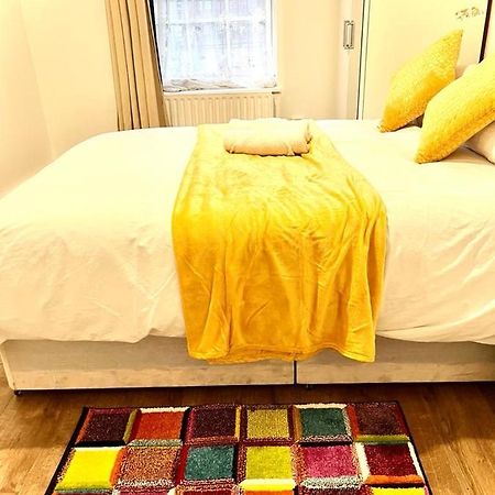 Shadwell Holiday Rooms Londen Buitenkant foto