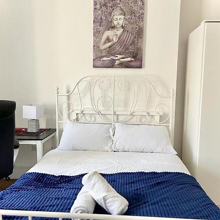 Shadwell Holiday Rooms Londen Buitenkant foto