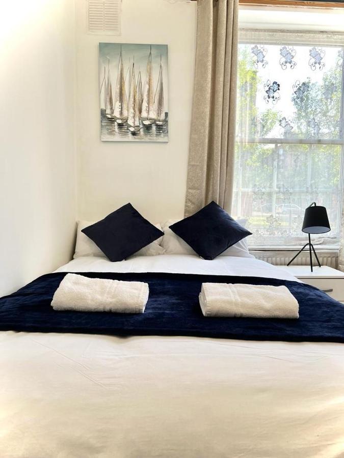 Shadwell Holiday Rooms Londen Buitenkant foto