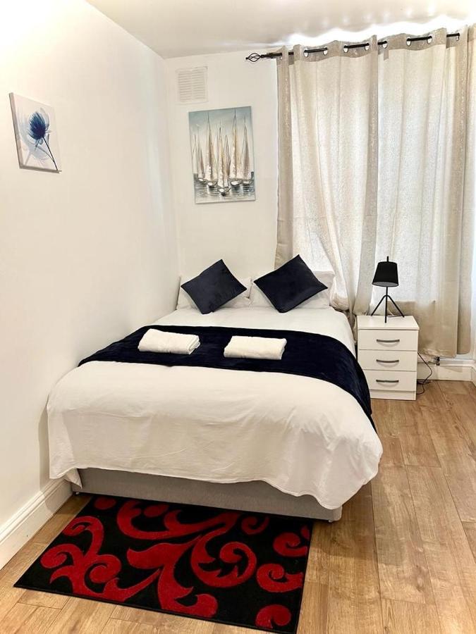 Shadwell Holiday Rooms Londen Buitenkant foto